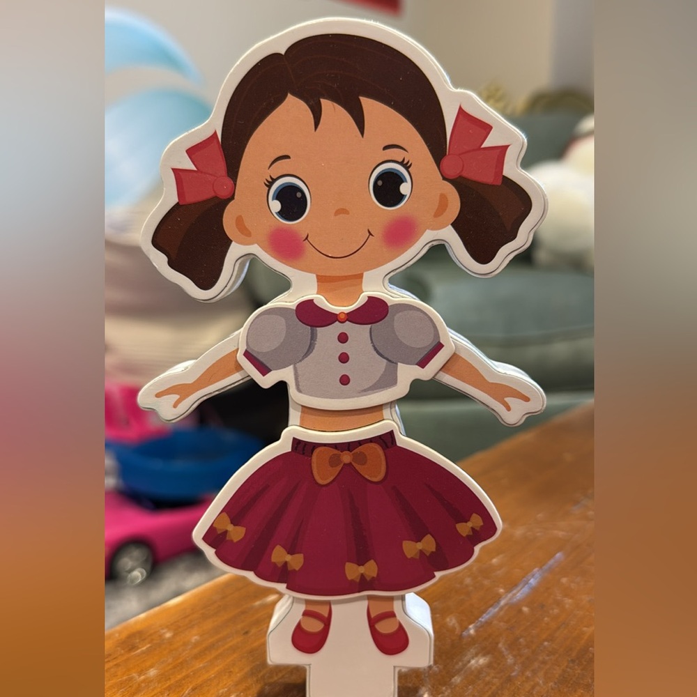 Toyster magnetic dress up doll